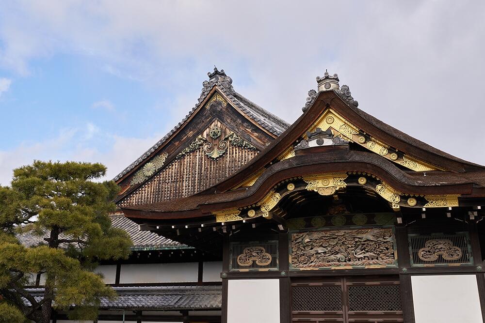 二条城二の丸御殿の大屋根
